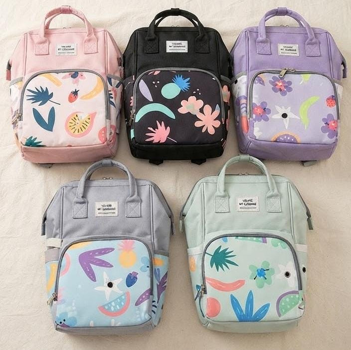 MOCHILA MATERNAL COMBINADA CON ESTAMPA 