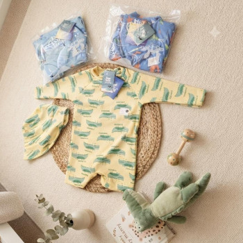 SET UV BEBE ESTAMPADO ENTERITO +PILUSO T.6/9 AL 36