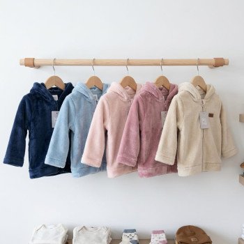 CAMPERA BEBE PIEL DE OSO C/ CAPUCHA