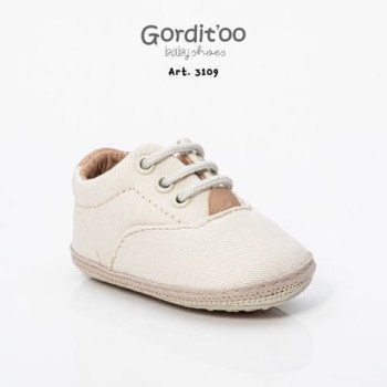 ZAPATILLAS BEIGE C/DETALLE CUERO