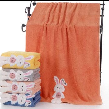 TOALLONLISA , BORD. CONEJO LOVE TOWEL