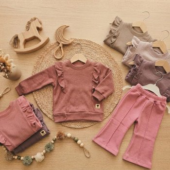CONJUNTO BEBA  LISO BUZO C/VOLADO Y PANTALON DARLON T.2 AL 6