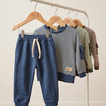 CONJUNTO DARLON RAYADO BUZO C/ BOLSILLO + PANTALON T. 2 AL 6