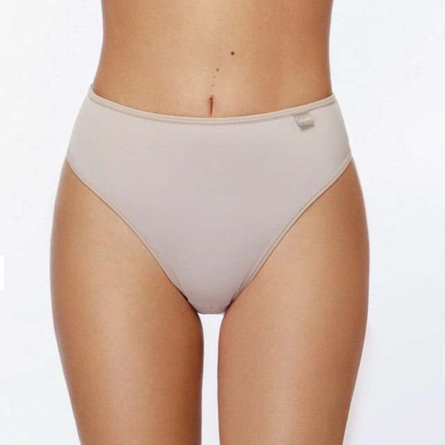 BOMBACHA TIRO CORTO LYCRA T.2