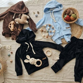 CONJUNTO PLUSH BIFAZ LISO BUZO Y BABUCHA