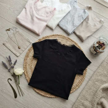 REMERA NENA M/C MODAL C/ PUNTILLA T.6 AL 16